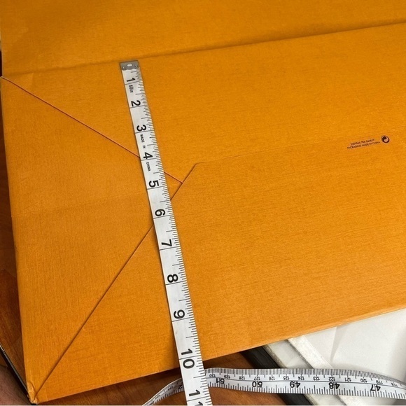 LOUIS VUITTON XXL Paper Shopping Tote - Picture 7 of 7